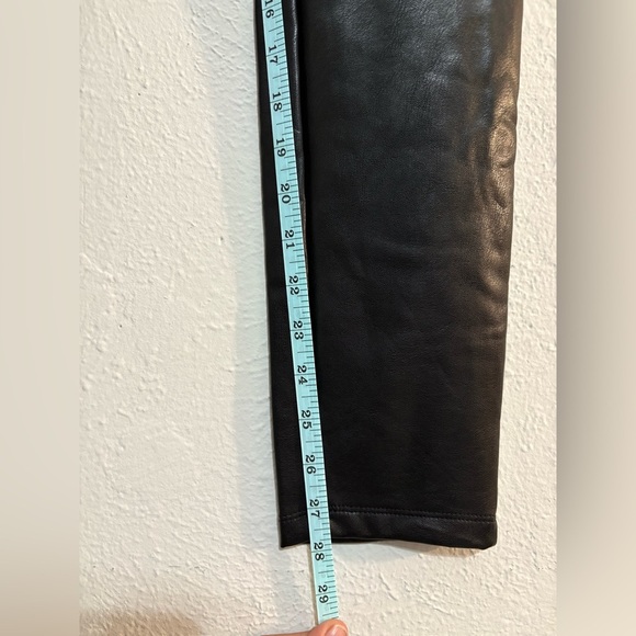 BBJ Los Angeles women’s Pants, M, Black Pleather Faux Leather Leggings Pull on - Picture 6 of 8